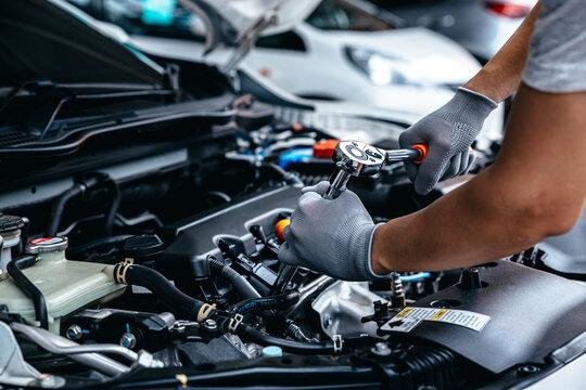 Auto Mechanic service at Ahmad Auto Garage