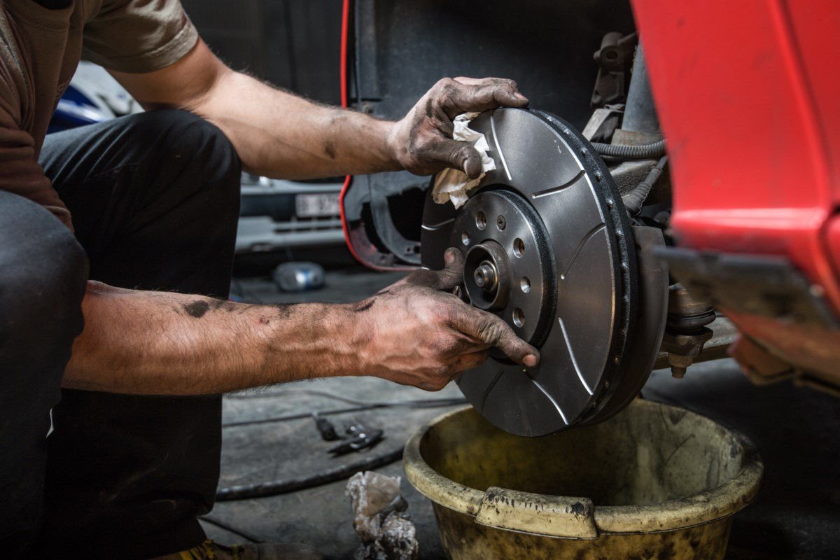 Brake Service workshop view 5
